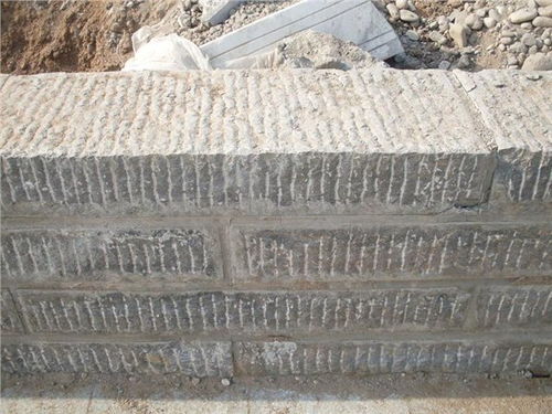 手鑿鏨道石與青石工藝 嘉祥縣藝美石材加工廠的專業之旅